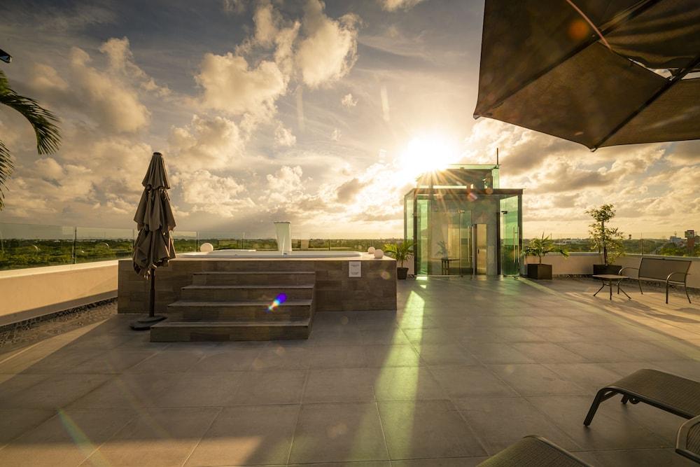 Kabah Boutique Hotel Cancun Exterior photo